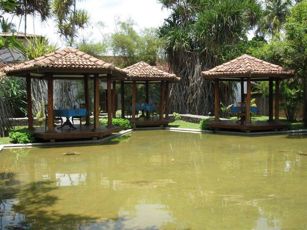 Kosgoda Beach Resort Exterior photo